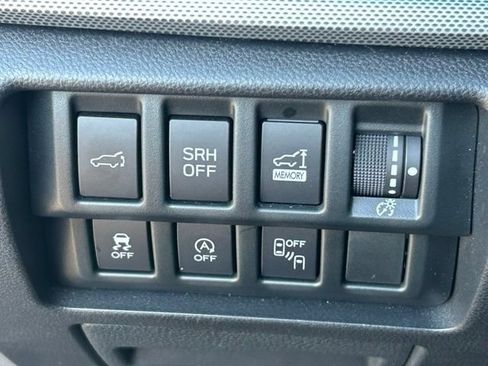 Used 2019 Subaru Forester Limited AWD/4WD image 23