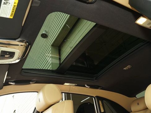 Used 2013 Rolls-Royce Ghost image 18