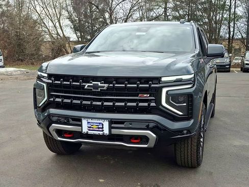 New 2026 Chevrolet Suburban Z71 w/ Z71 Off-Road Package image 6