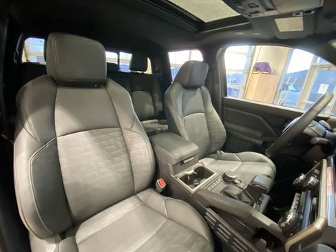 Certified 2024 Toyota Tacoma TRD Off-Road w/ TRD Off Road Premium Package image 27