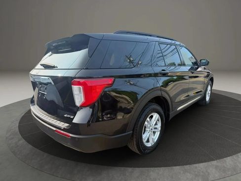 Used 2021 Ford Explorer XLT AWD/4WD image 5