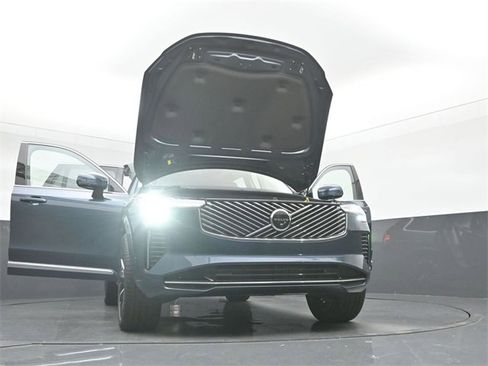 New 2026 Volvo XC90 B6 Ultra image 55