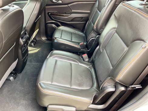 Used 2023 GMC Acadia AT4 w/ Technology Package image 25