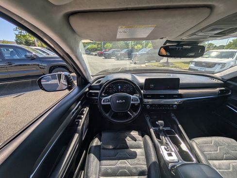 Used 2022 Kia Telluride SX w/ SX Prestige Package AWD/4WD image 19