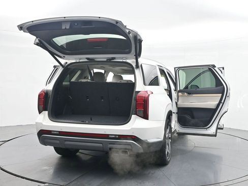 Used 2024 Hyundai Palisade Limited FWD image 38