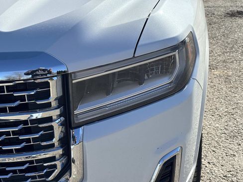 Certified 2020 GMC Acadia Denali w/ Denali Ultimate Package image 11