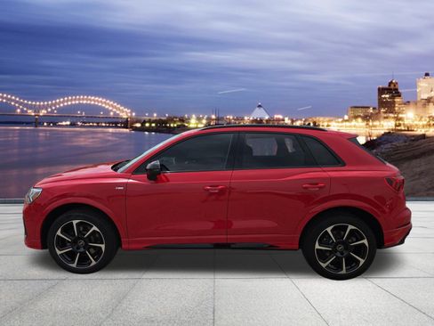 Certified 2025 Audi Q3 2.0T Premium Plus w/ Premium Plus Package AWD/4WD image 2