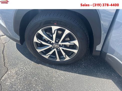 Certified 2023 Toyota Corolla Cross XLE w/ Convenience Package AWD/4WD image 28