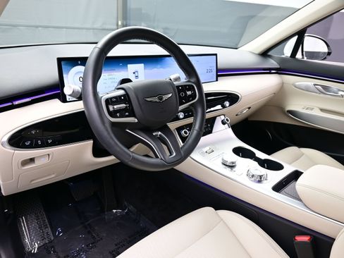 Certified 2026 Genesis GV70 2.5T Select image 14