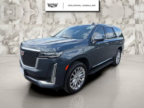 Used 2021 Cadillac Escalade Premium Luxury AWD/4WD image 1