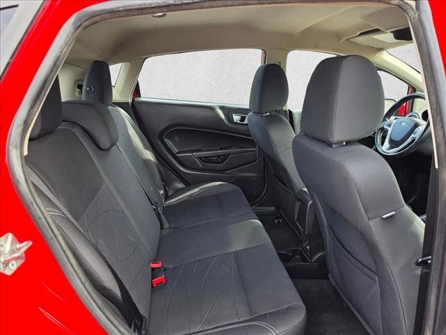 Used 2015 Ford Fiesta SE FWD image 12