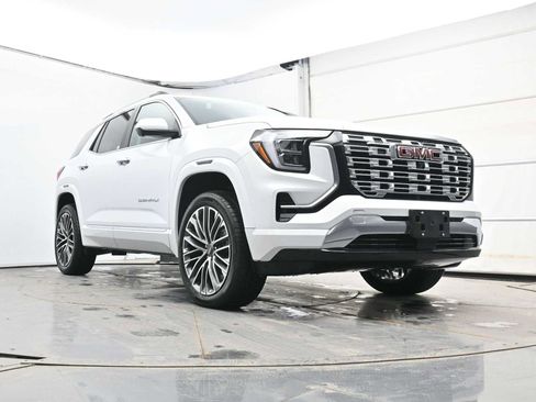 New 2026 GMC Terrain Denali w/ LPO, Floor Liner Package image 16