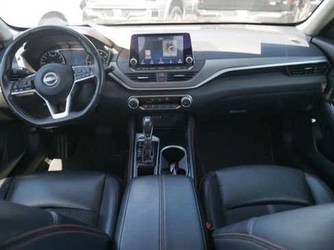 Used 2023 Nissan Altima 2.5 SR FWD image 5