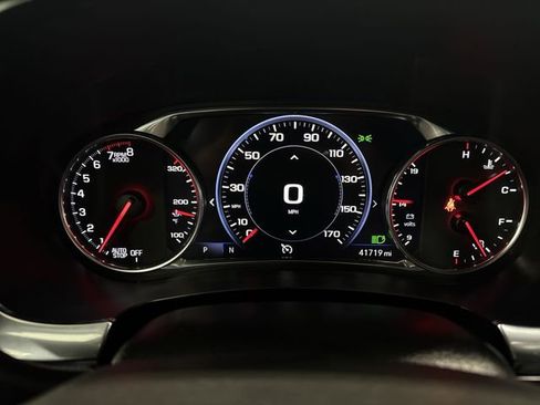Used 2023 Chevrolet Traverse Premier AWD/4WD image 11
