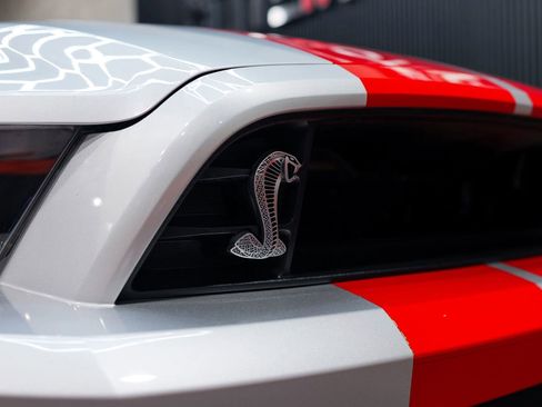Used 2013 Ford Mustang Shelby GT500 RWD image 7