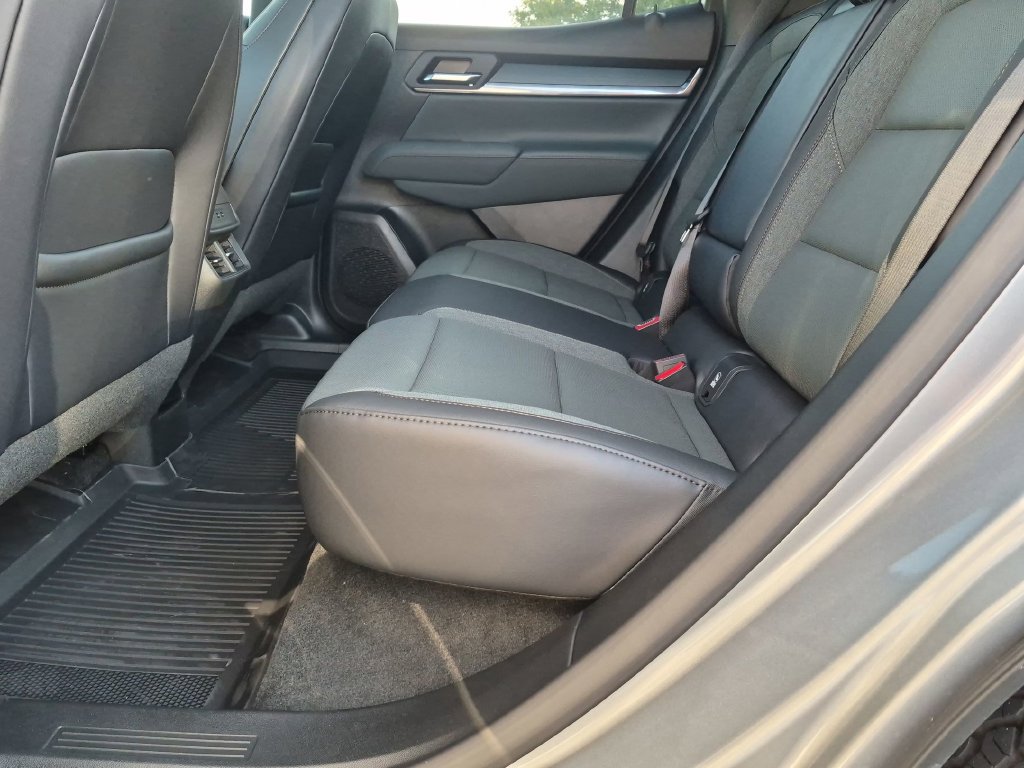 New 2027 GMC Terrain AT4 w/ Technology Package II AWD/4WD image 22