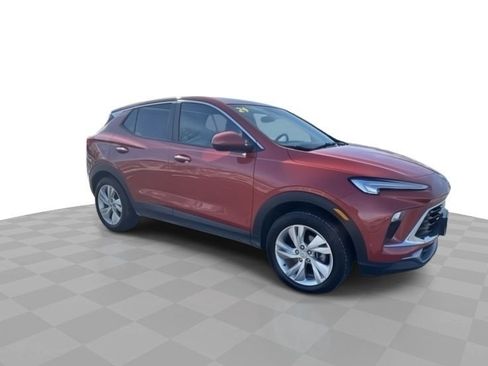 Certified 2024 Buick Encore GX Preferred image 2