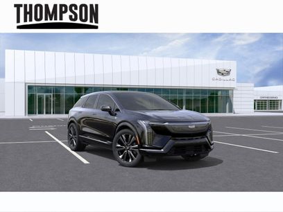 New 2025 Cadillac Optiq Luxury 2