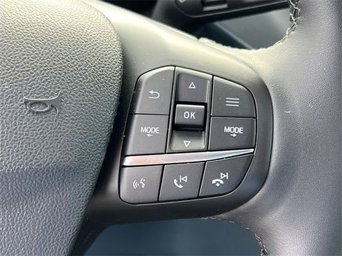 Used 2025 Ford Maverick Lariat w/ Black Appearance Package image 25