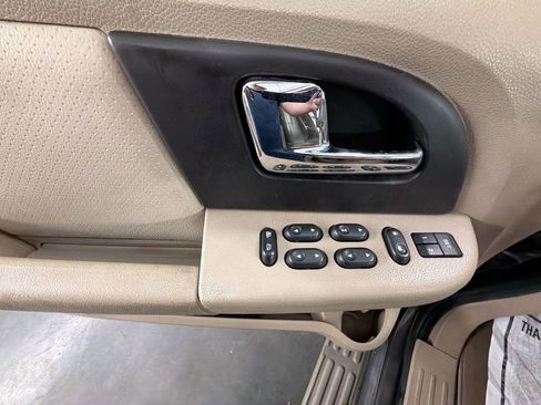 Used 2005 Ford Expedition Eddie Bauer RWD image 20