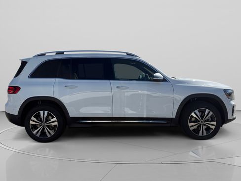 New 2026 Mercedes-Benz GLB 250 4MATIC image 6