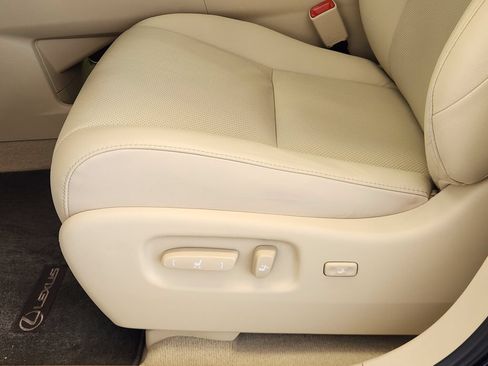 Used 2010 Lexus RX 350 2WD w/ Premium Pkg image 22