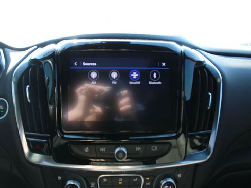 Used 2023 Chevrolet Traverse High Country AWD/4WD image 51