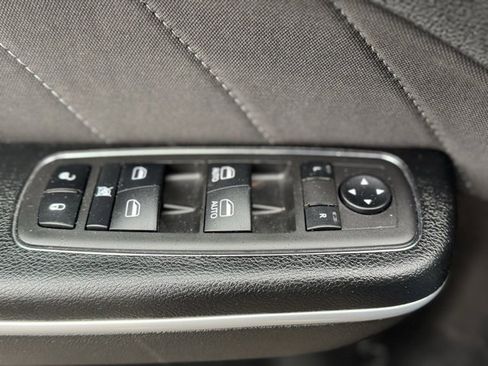 Certified 2023 Dodge Charger SXT image 8