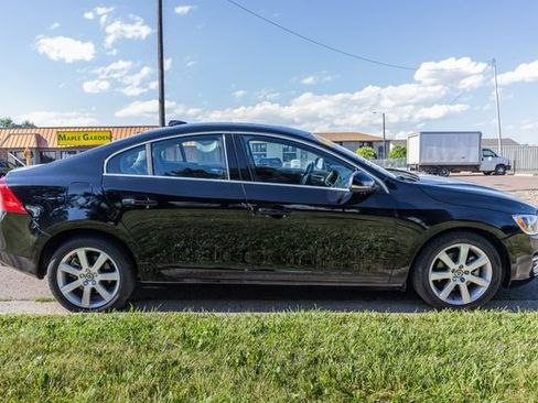 Used 2016 Volvo S60 T5 Premier FWD image 4