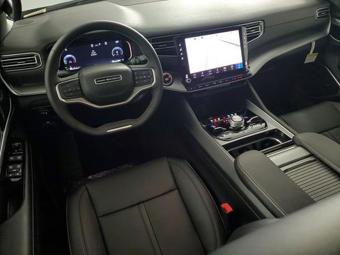 New 2026 Jeep Grand Wagoneer 4WD image 18