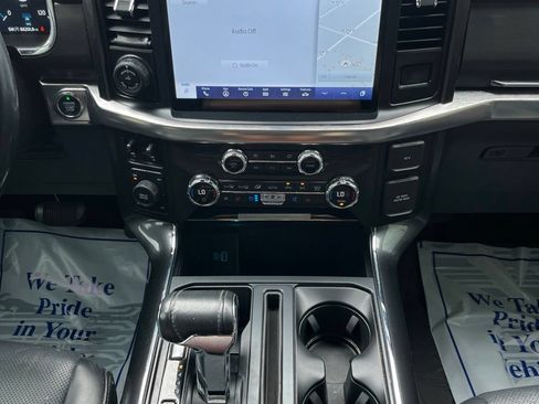 Used 2021 Ford F150 Lariat w/ Equipment Group 502A High AWD/4WD image 22