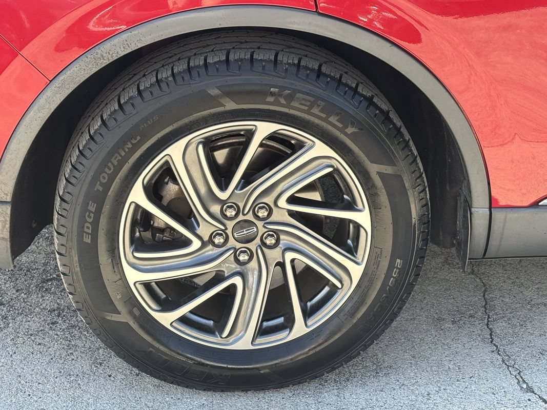Used 2021 Lincoln Aviator 2WD w/ Elements Package image 26