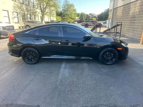 Used 2018 Honda Civic LX image 2