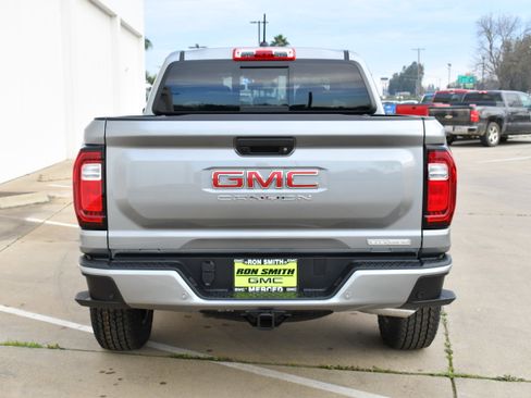 New 2026 GMC Canyon Elevation w/ Convenience Package image 6