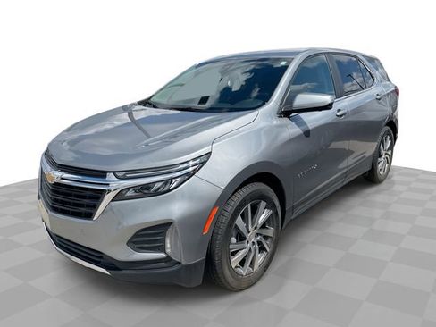 Used 2024 Chevrolet Equinox LT image 1