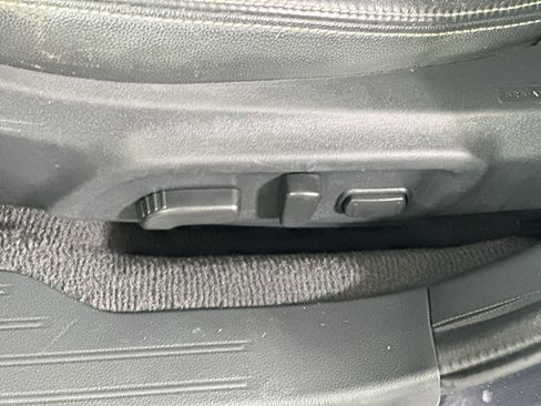 Used 2016 Subaru Legacy 2.5i Premium AWD/4WD image 13