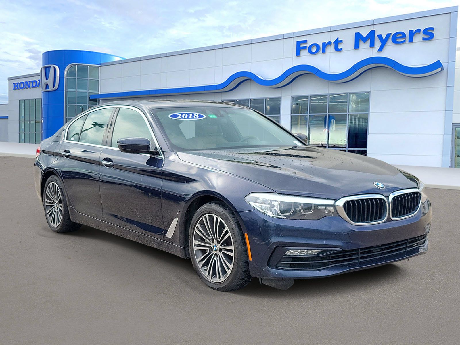 Used 2018 BMW 530e w/ Premium Package 2 RWD image 1