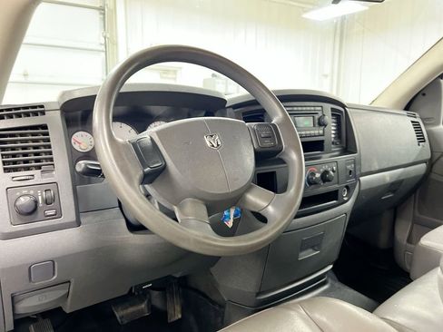 Used 2007 Dodge Ram 1500 Truck ST w/ V6 Value Group RWD image 10