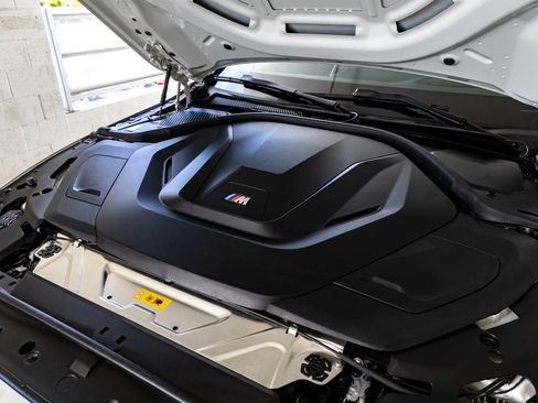 Certified 2023 BMW i4 M50 image 36