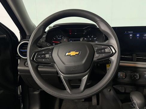 Used 2024 Chevrolet Trax LS w/ Driver Confidence Package FWD image 22