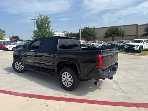 Used 2025 Toyota Tacoma SR RWD image 4