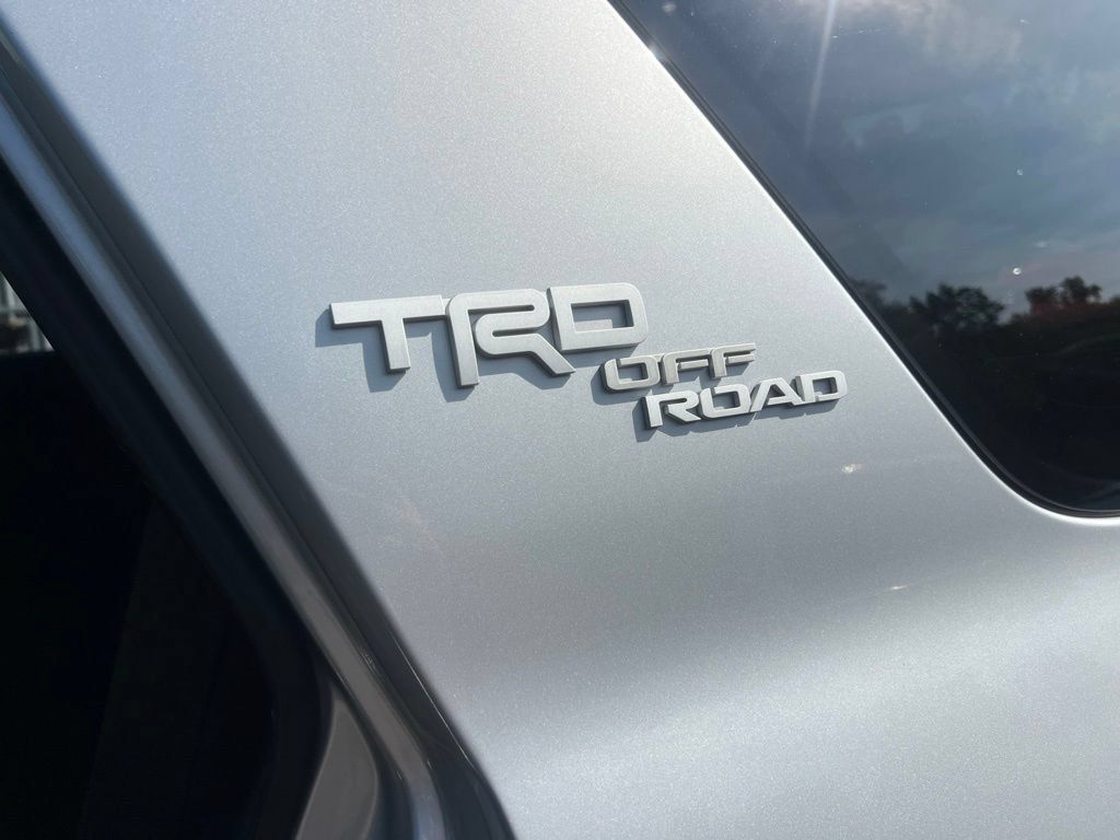Used 2021 Toyota 4Runner TRD Off-Road AWD/4WD image 16