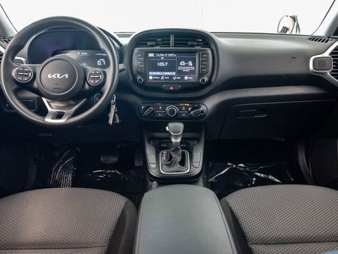Used 2024 Kia Soul LX w/ Option Group 015 FWD image 24