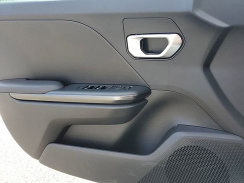 New 2026 Kia K4 LXS image 19