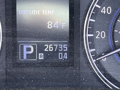 Used 2012 INFINITI G37 Convertible w/ Premium Pkg RWD image 22