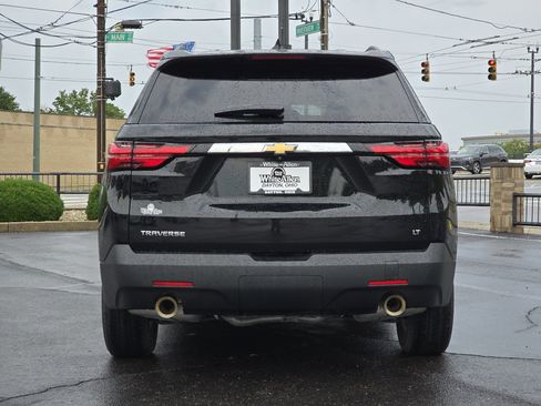 Used 2023 Chevrolet Traverse LT FWD image 25