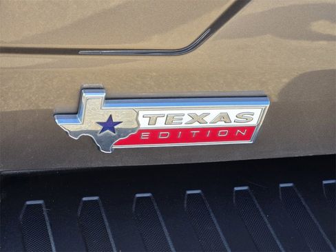 Used 2020 Ford F150 XLT w/ Equipment Group 302A Luxury image 10