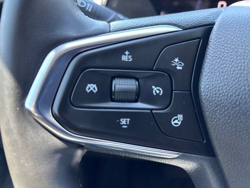 Used 2024 Chevrolet Trax ACTIV w/ Driver Confidence Package FWD image 20