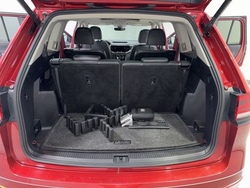 Used 2023 Volkswagen Atlas SEL R-Line image 30