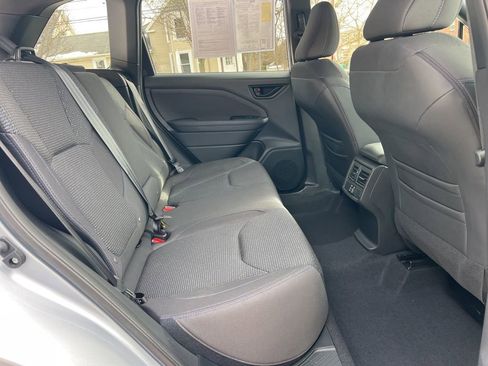 Used 2025 Subaru Forester Premium image 24